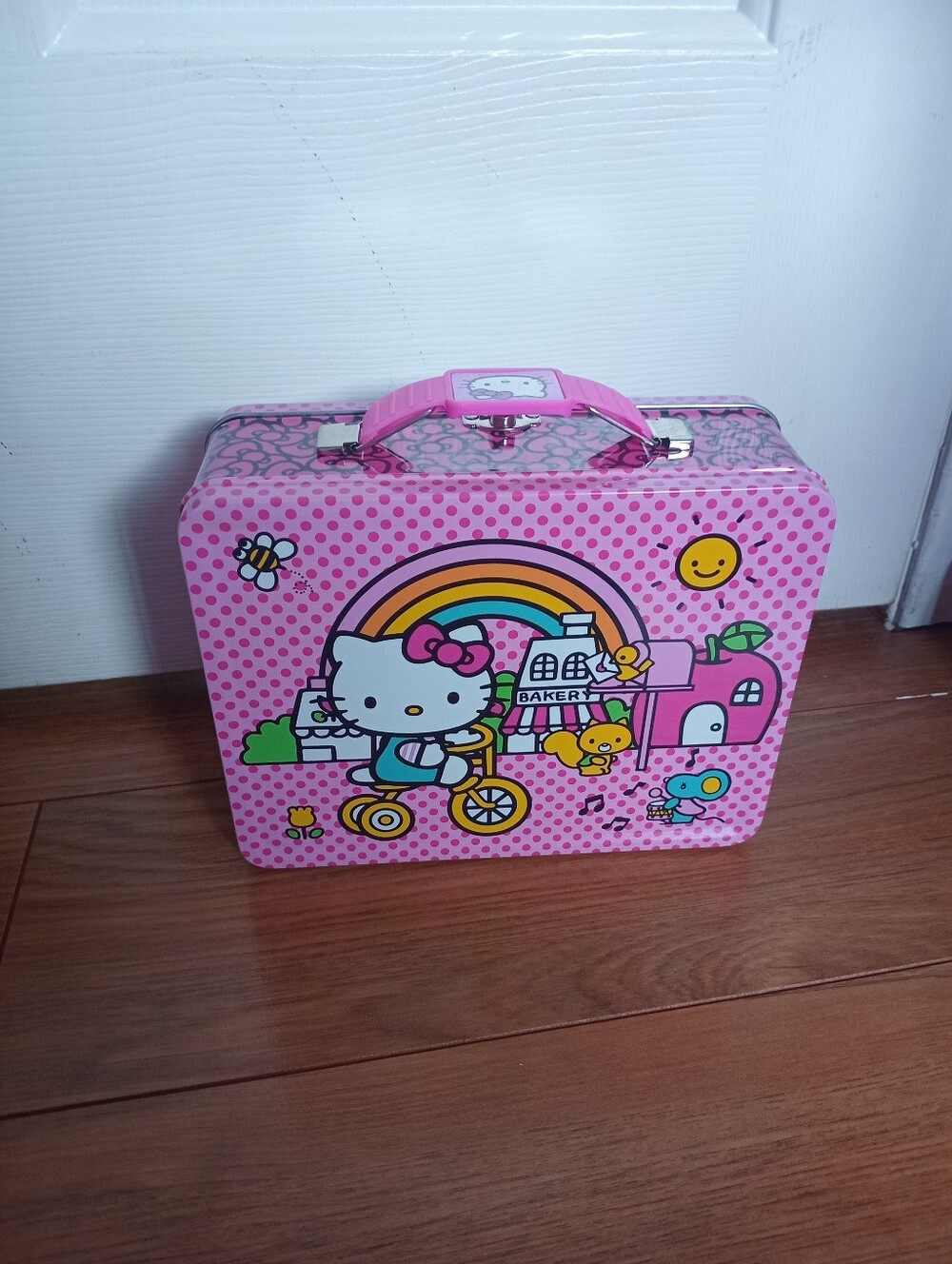 Hello Kitty Metal Lunchbox
